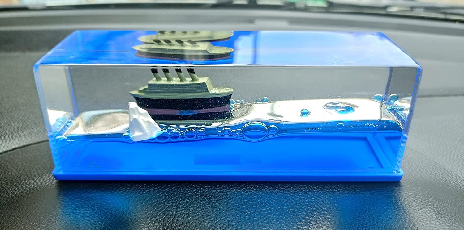 Titanic Pirate Ship Desk Decoration - Cruise Ship Fluid Drift Bottle Model Ornament for Tabletops thumbnail
